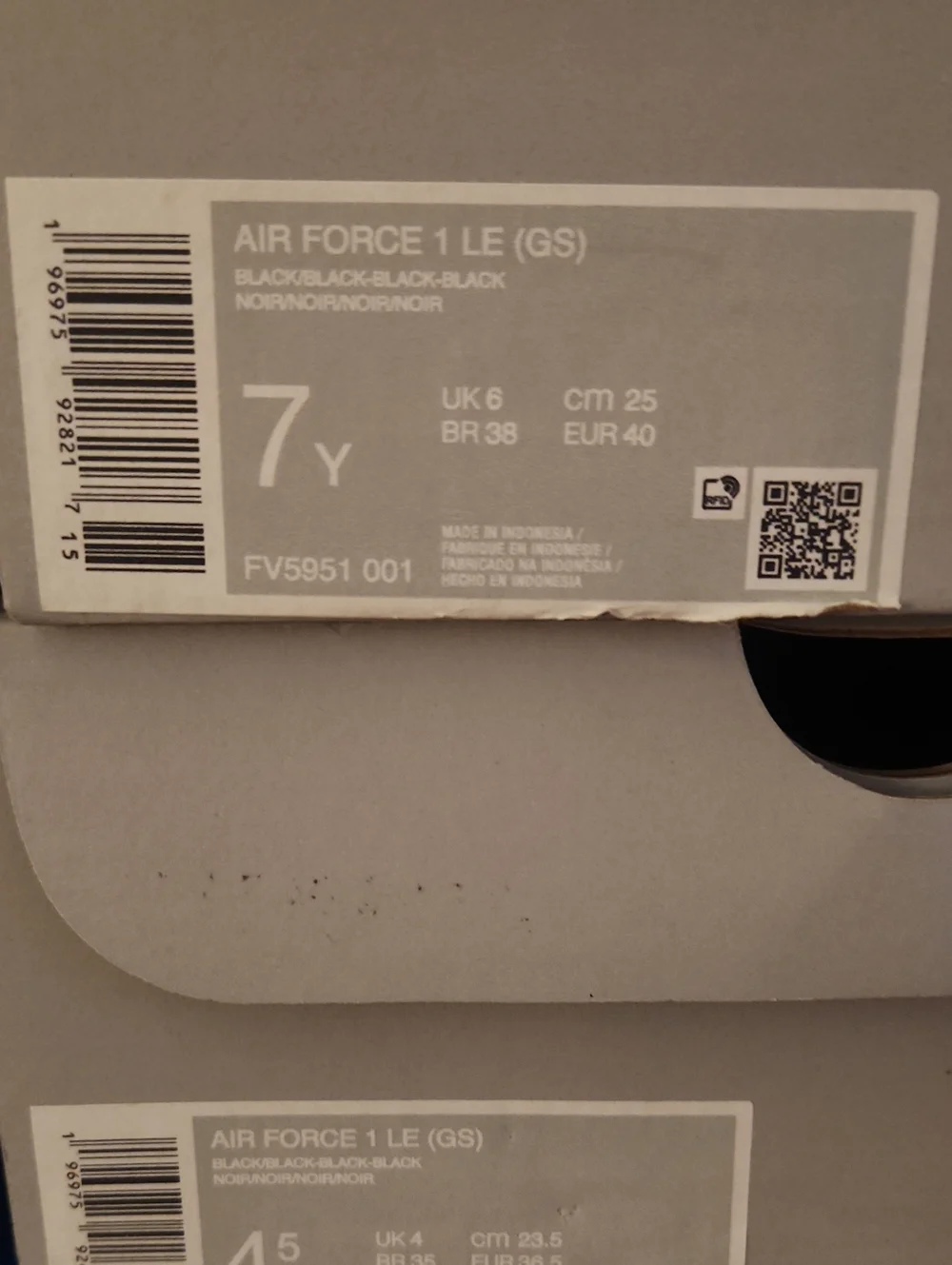 Nike Air Force 1 LE (GS) Low Sneakers -Triple Black SIZE 7Y (GS) WOMENS SIZE 8.5